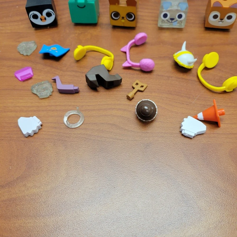 Pet Simulator X lot of 7 with‎ accessories